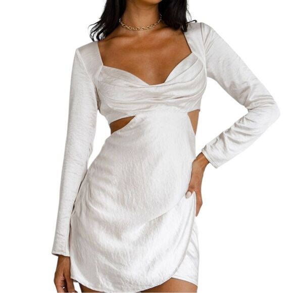 Selfie Leslie Shaken Not Stirred Chsmpagne Cut Out Mini Dress XL - Picture 8 of 12